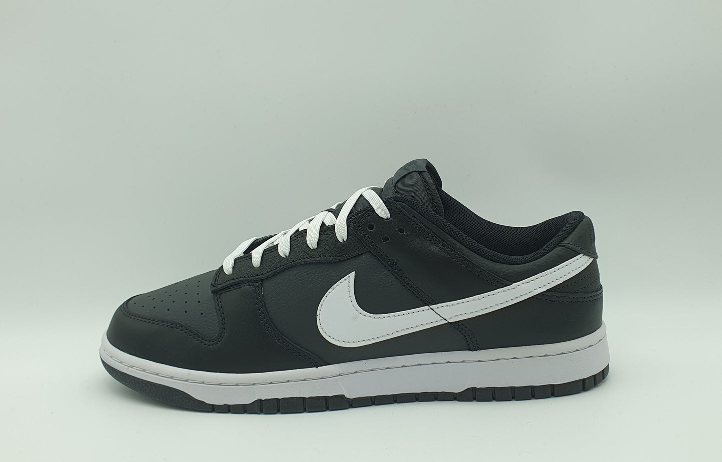 *LIKE NEW* 2022 Nike Dunk Low 'Black & White' UK 12 / EUR 47.5