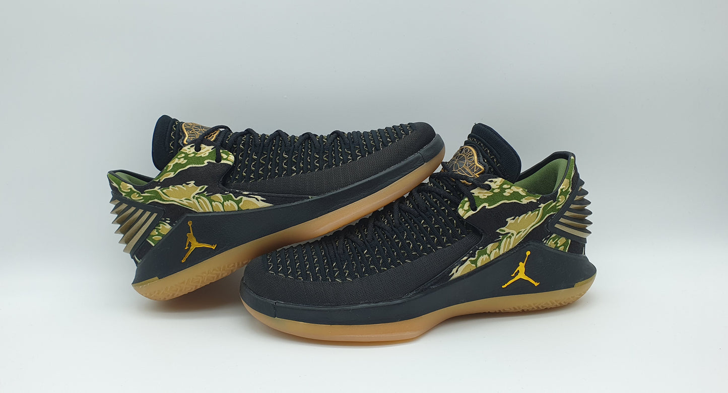 *LIKE NEW* 2017 Nike Air Jordan XXXII 32 Low Flyknit 'Camo' City of Flight UK 9 / EUR 44