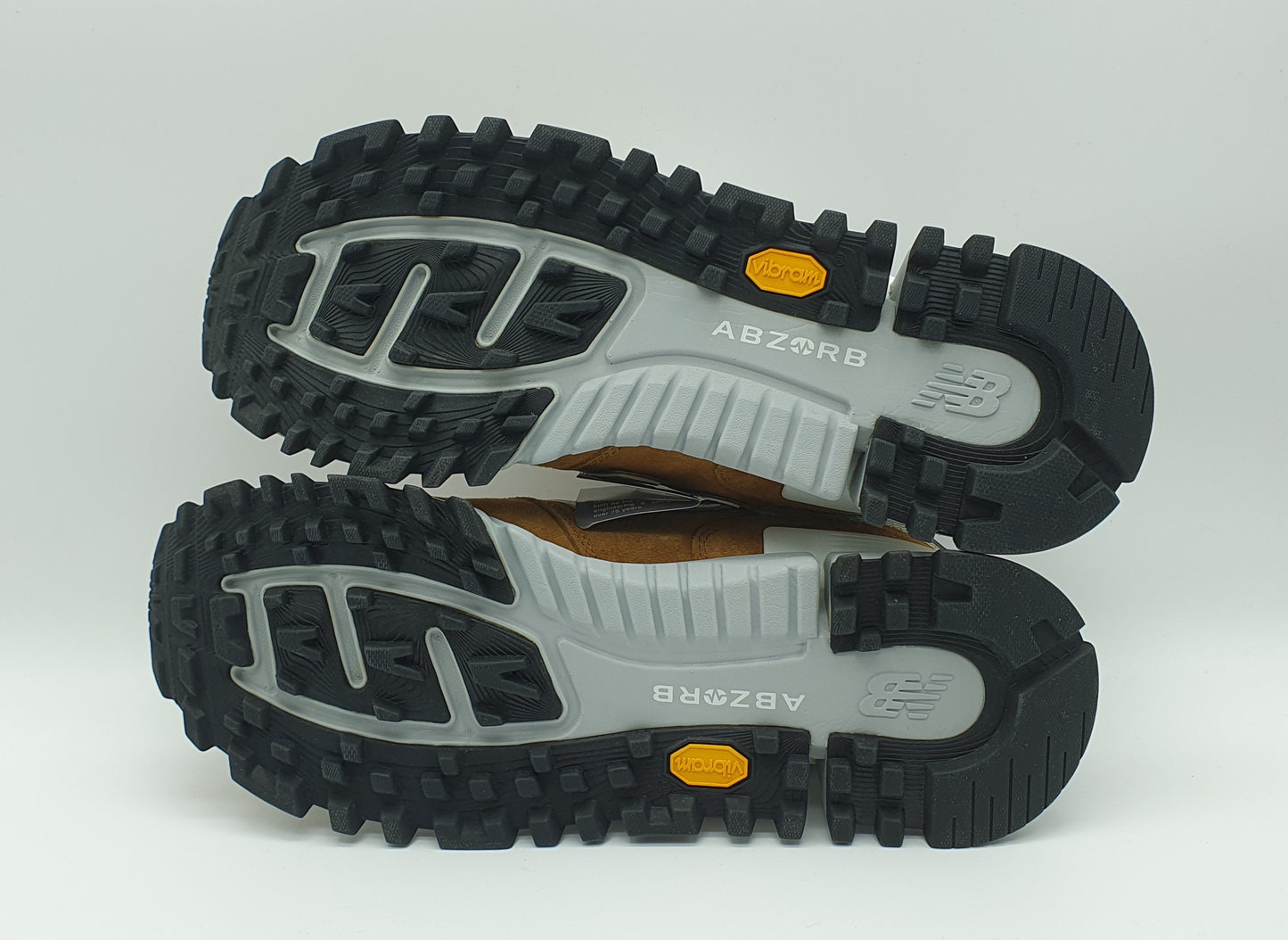 *NEU* 2020 New Balance RC 1300 Gr. UK 11,5 / EUR 46,5