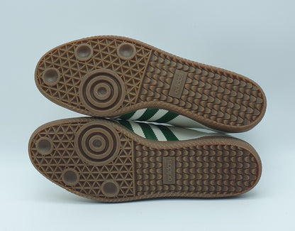 *BNIB* Vintage 1980s Adidas Universal green stripes UK 8.5 / EUR 42 2/3