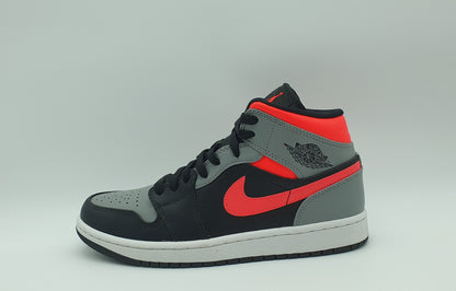*LIKE NEW* 2020 Nike Air Jordan 1 Mid 'Pink Shadow' UK 7 / EUR 41