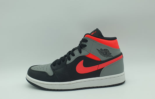 *LIKE NEW* 2020 Nike Air Jordan 1 Mid 'Pink Shadow' UK 7 / EUR 41