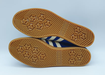 *NEW* Vintage 1970s / 1980s Adidas Cologne UK 9.5 / EUR 44