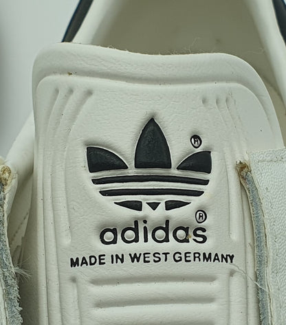 *BNIB* Vintage 1980s Adidas Universal with black stripes UK 8 / EUR 42