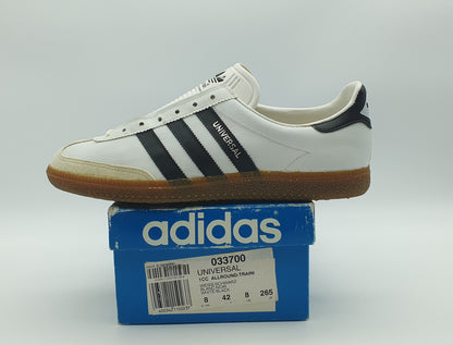 *BNIB* Vintage 1980s Adidas Universal with black stripes UK 8 / EUR 42