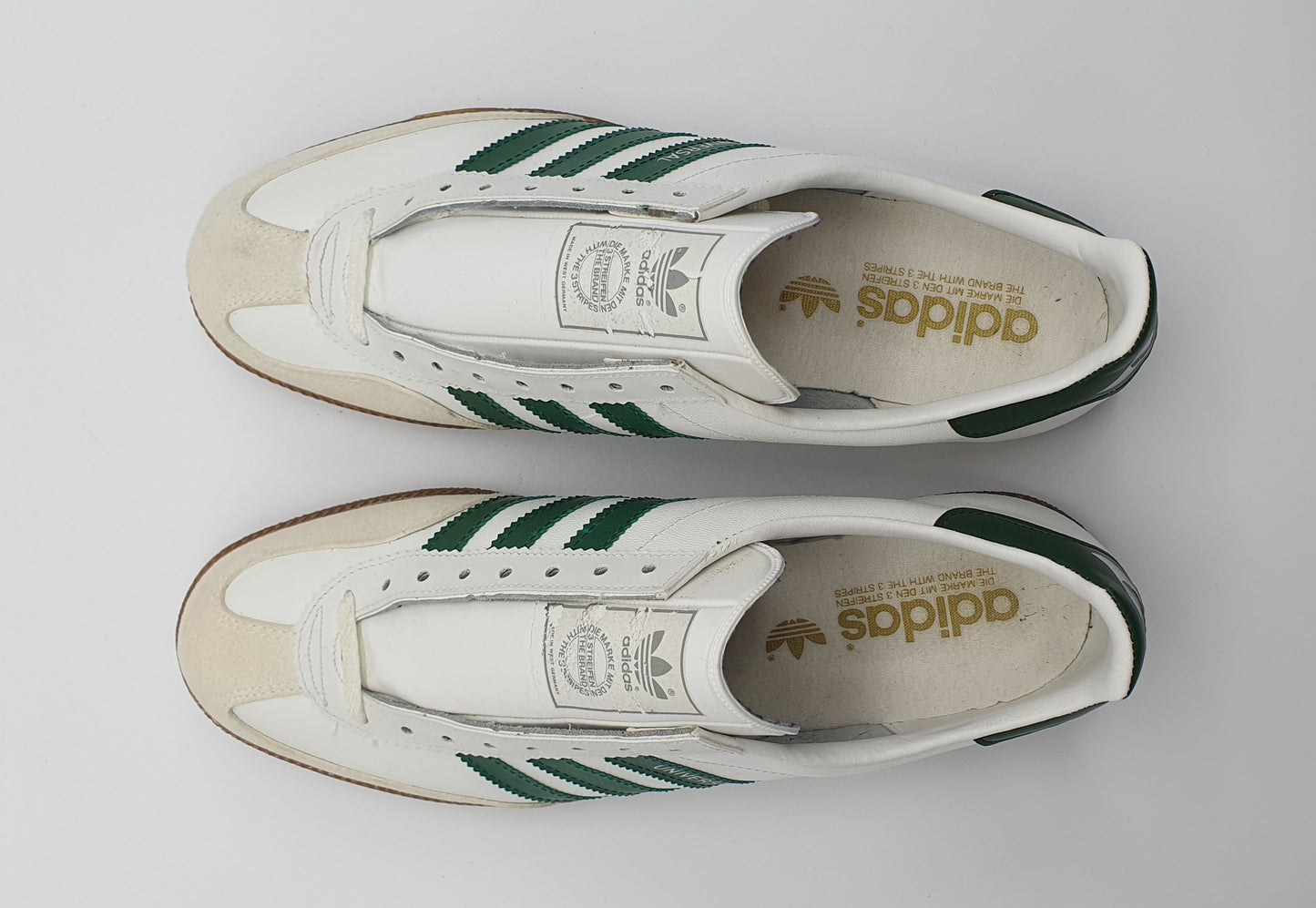 *NEW* Vintage 1980s Adidas Universal with green stripes UK 11 / EUR 46