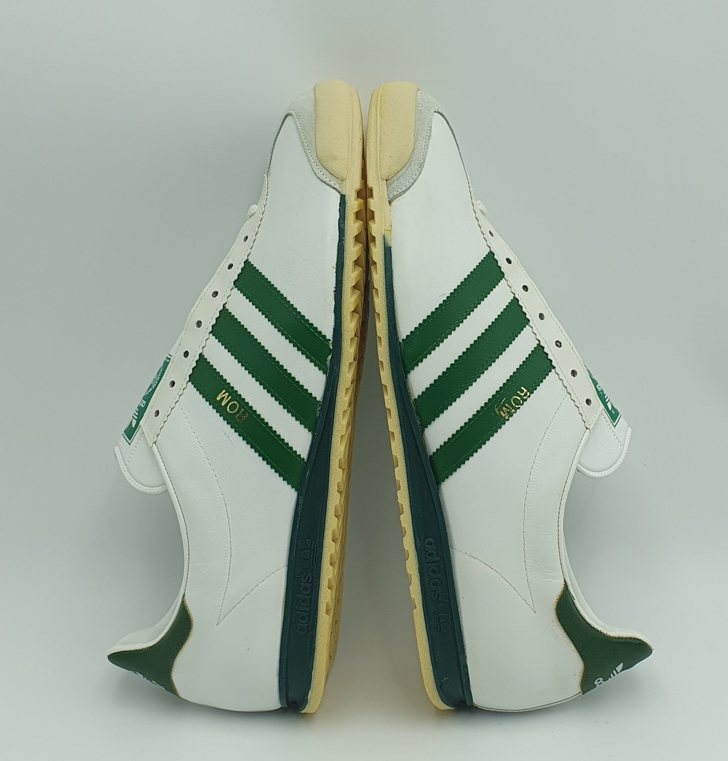 *NEU* Vintage 1980er Adidas Rom mit grünen Streifen UK 13 / EUR 48 2/3