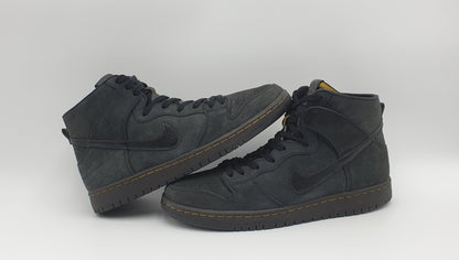 2018 Nike Dunk High SB Deconstructed Doc Martens UK 9 / EUR 44