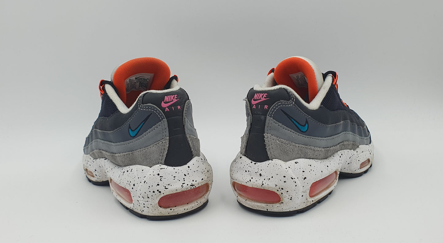 2020 Nike Air Max 95 Recraft Gr. UK 4,5 / EUR 37,5