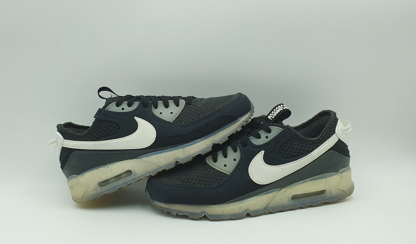 *TOP* 2022 Nike Air Max Terrascape 90 Schwarz-Weiß Gr. UK 10 / EUR 45