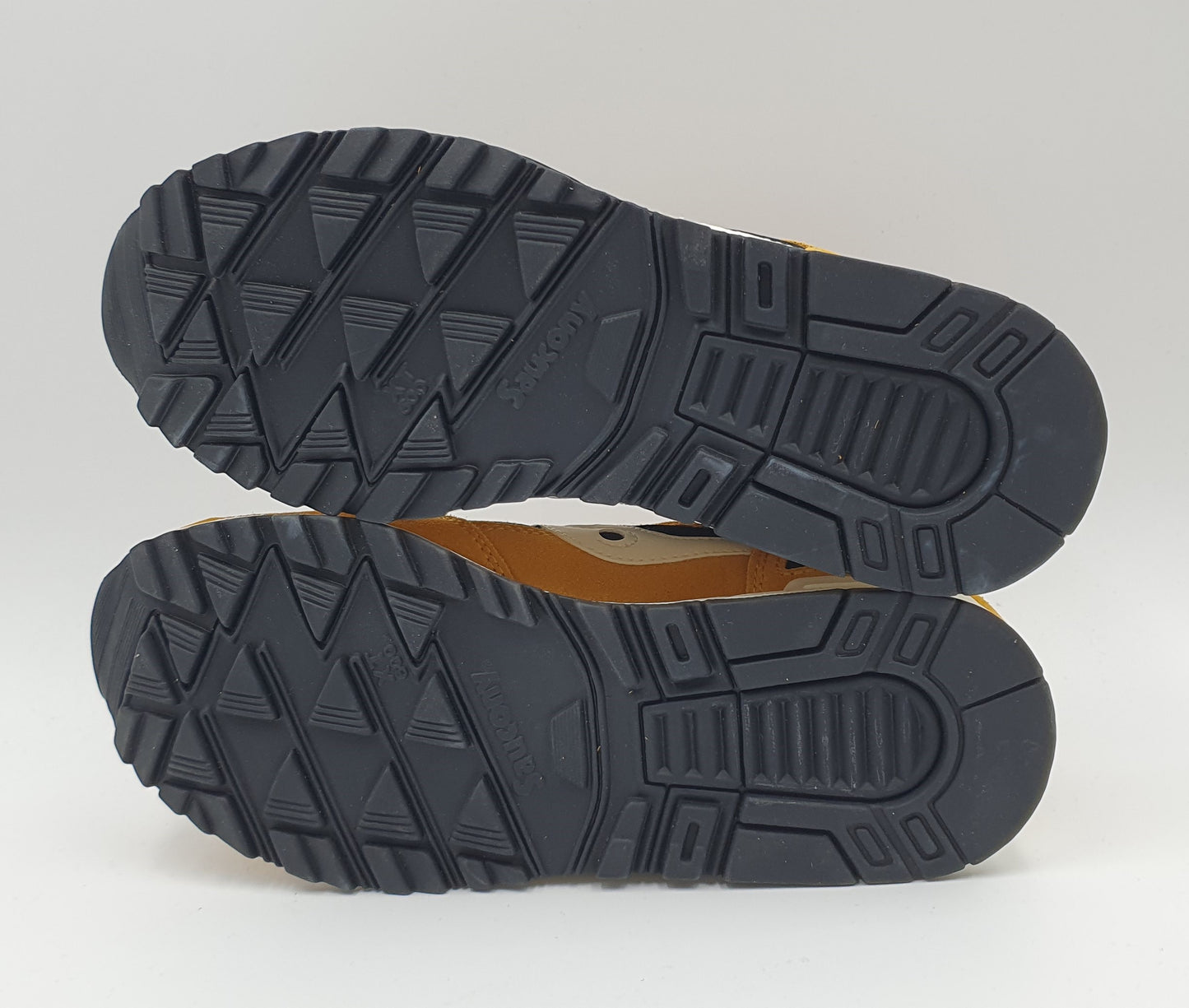 *NEU* Saucony Shadow 5000 Sample Gr. UK 6 / EUR 40