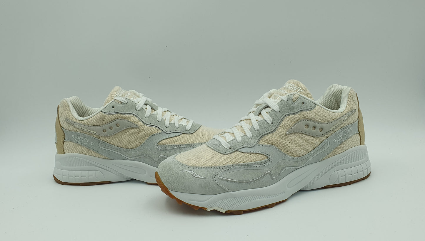 *LIKE NEW* 2022 Saucony 3D Grid Hurricane UK 8 / EUR 42.5