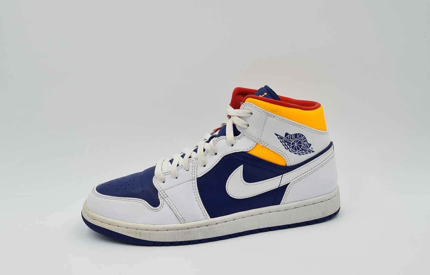 *VGC* 2020 Nike Air Jordan 1 Mid Royal Blue Laser Orange UK 9.5 / EUR 44.5