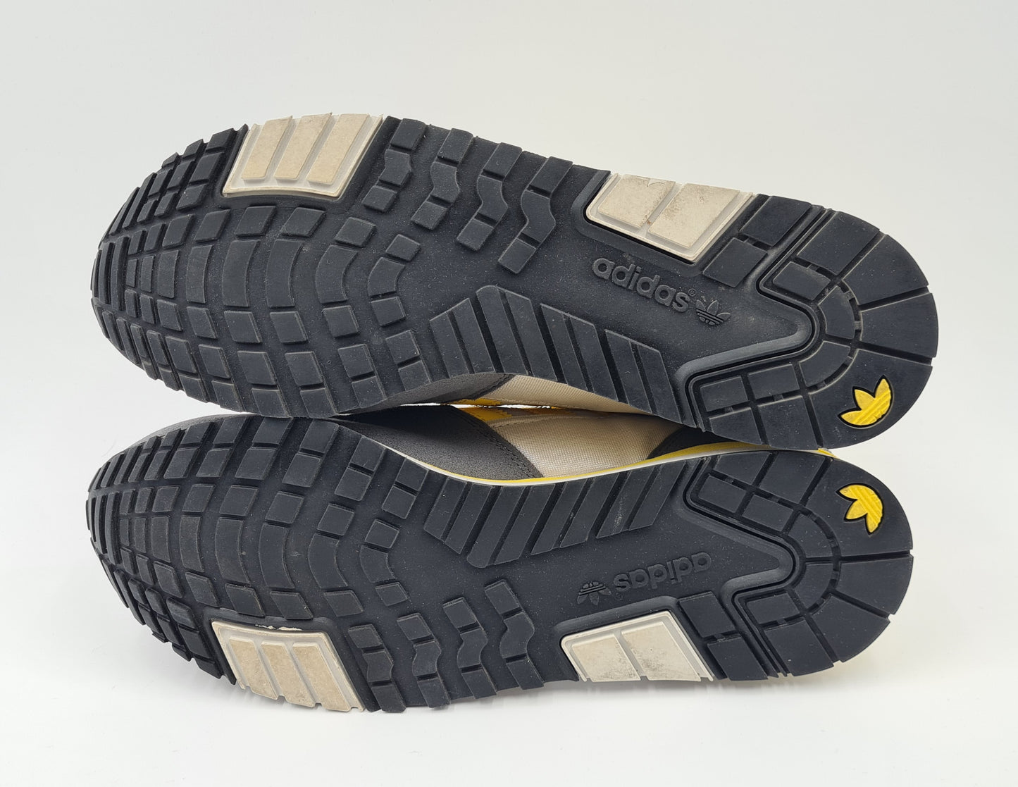 *WIE NEU* 2019 Adidas Lowertree Gr. UK 10 / EUR 44 2/3