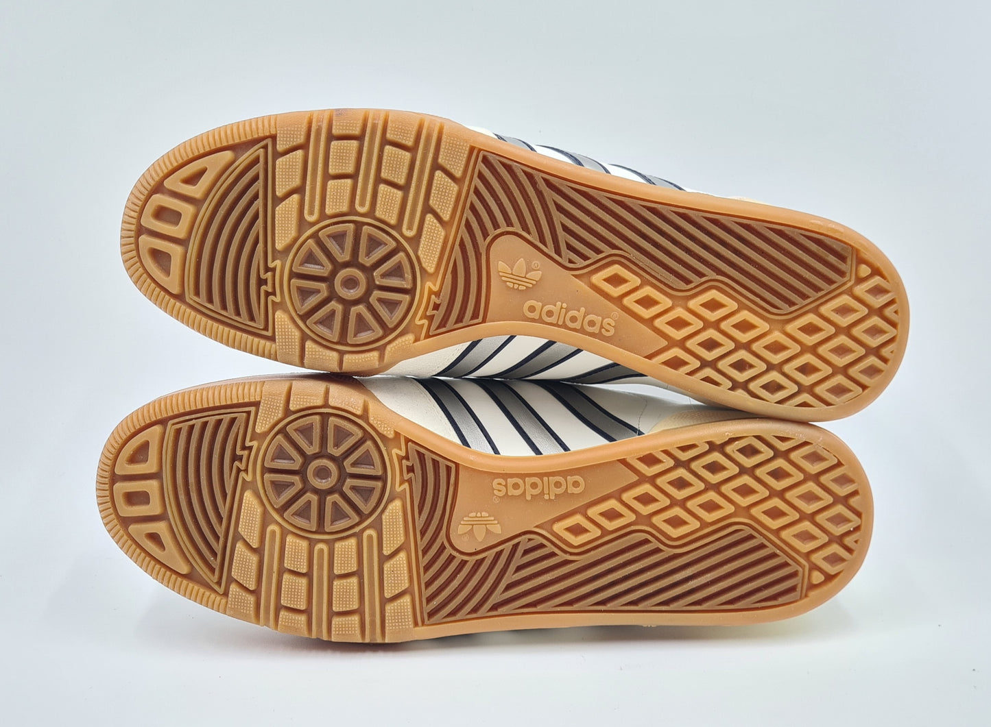 *BNIB* Vintage 1980s Adidas Nebraska UK 10.5 / EUR 45 1/3
