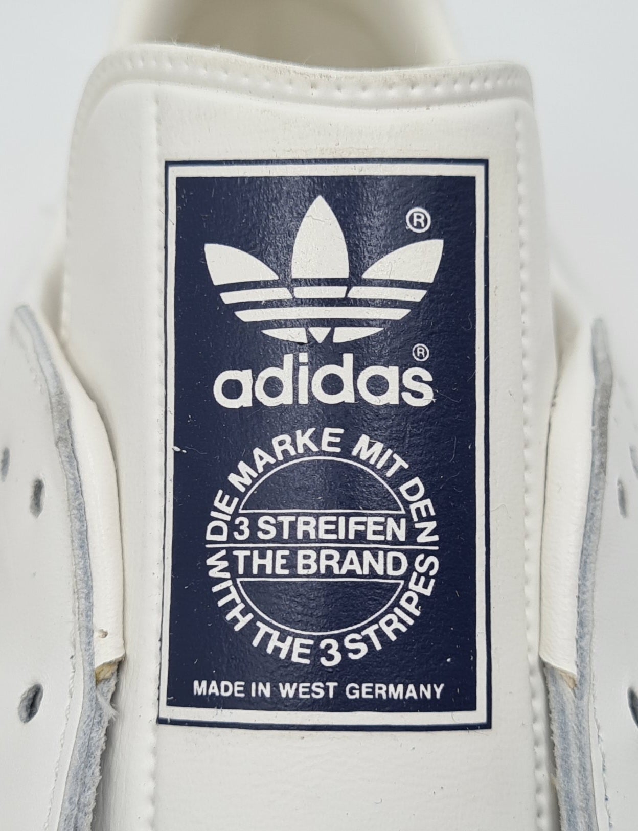 *BNIB* Vintage 1980s Adidas Nebraska UK 10.5 / EUR 45 1/3