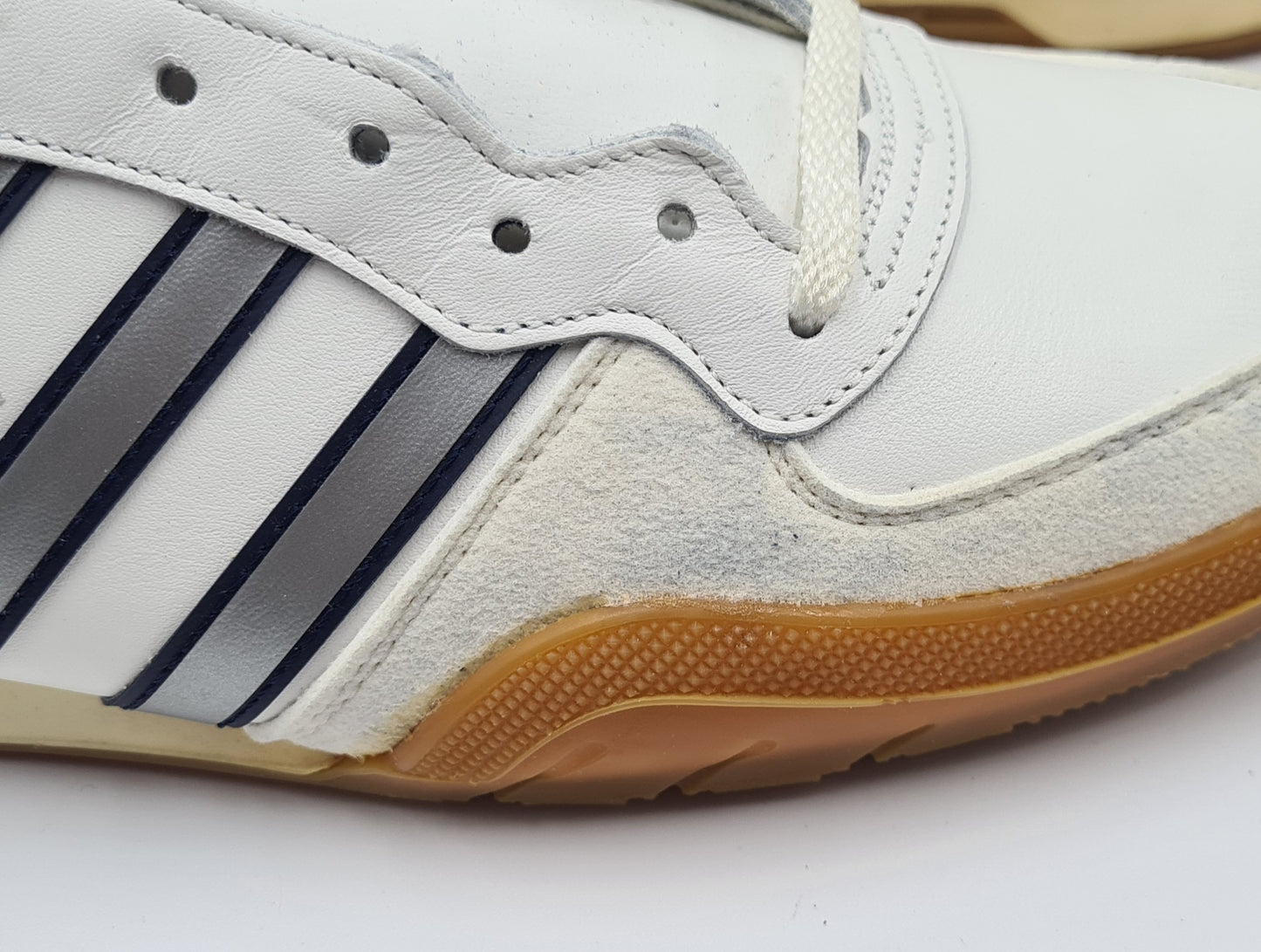 *BNIB* Vintage 1980s Adidas Nebraska UK 10.5 / EUR 45 1/3