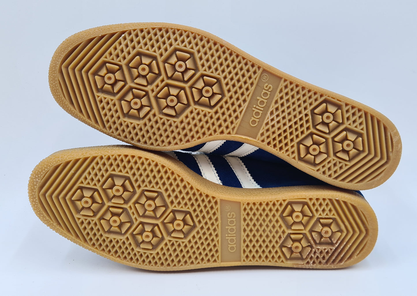 *NEW* Vintage 1970s / 1980s Adidas Cologne UK 6.5 / EUR 40