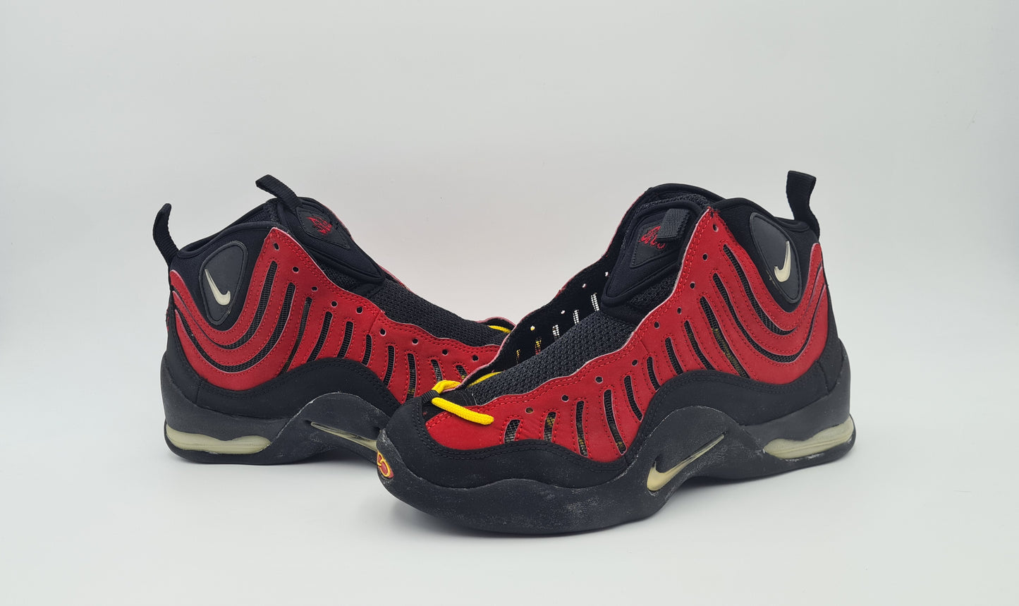 *NEU* Vintage 1997 Nike Air Bakin Varsity Red Tim Hardaway UK 8 / EUR 42,5
