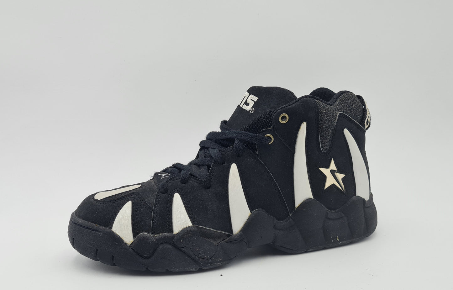 *NEW* Vintage 1995 Converse Devastator Mid UK 9 / EUR 44