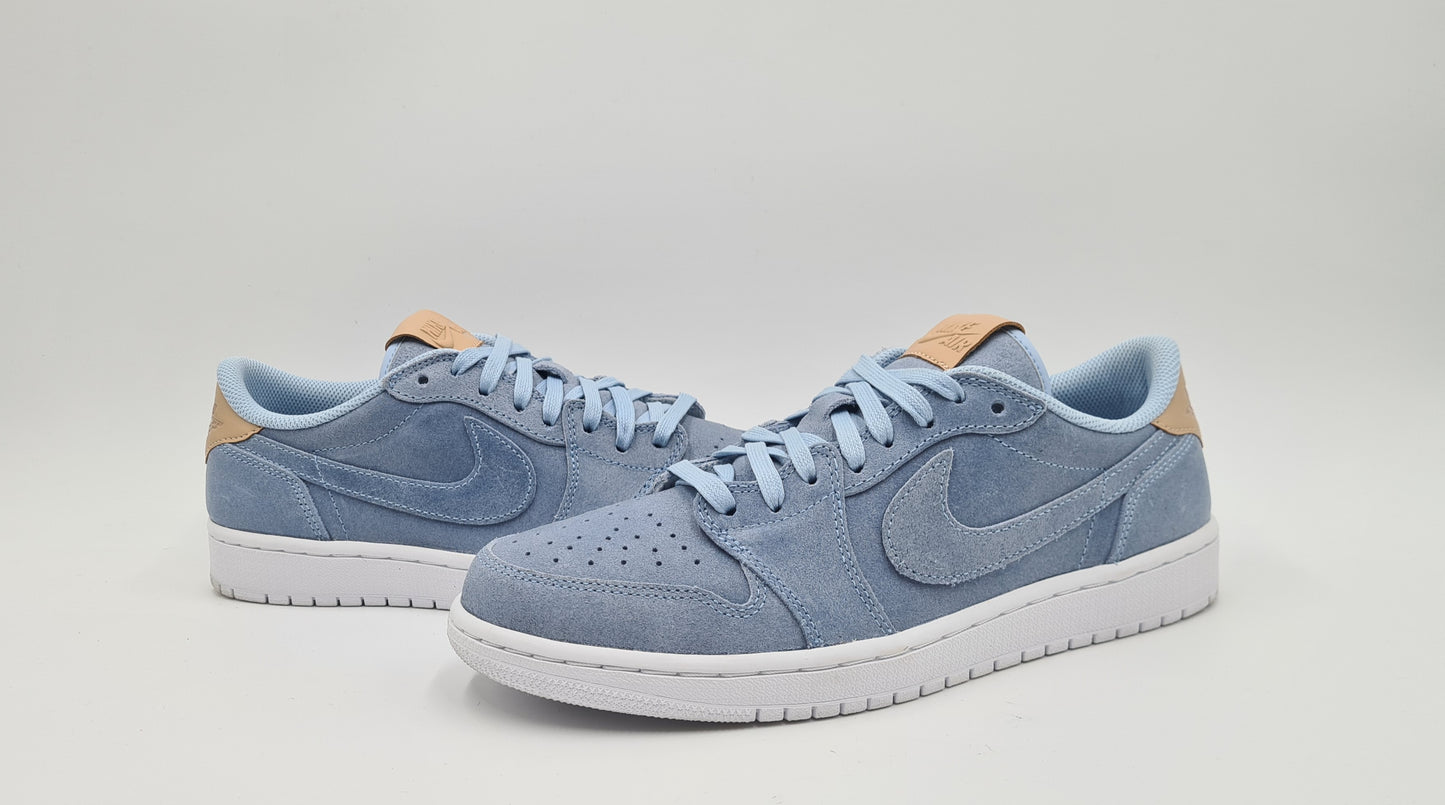 *VGC* 2017 Nike Air Jordan 1 Retro Low OG Ice Blue Size UK 8 / EUR 42,5