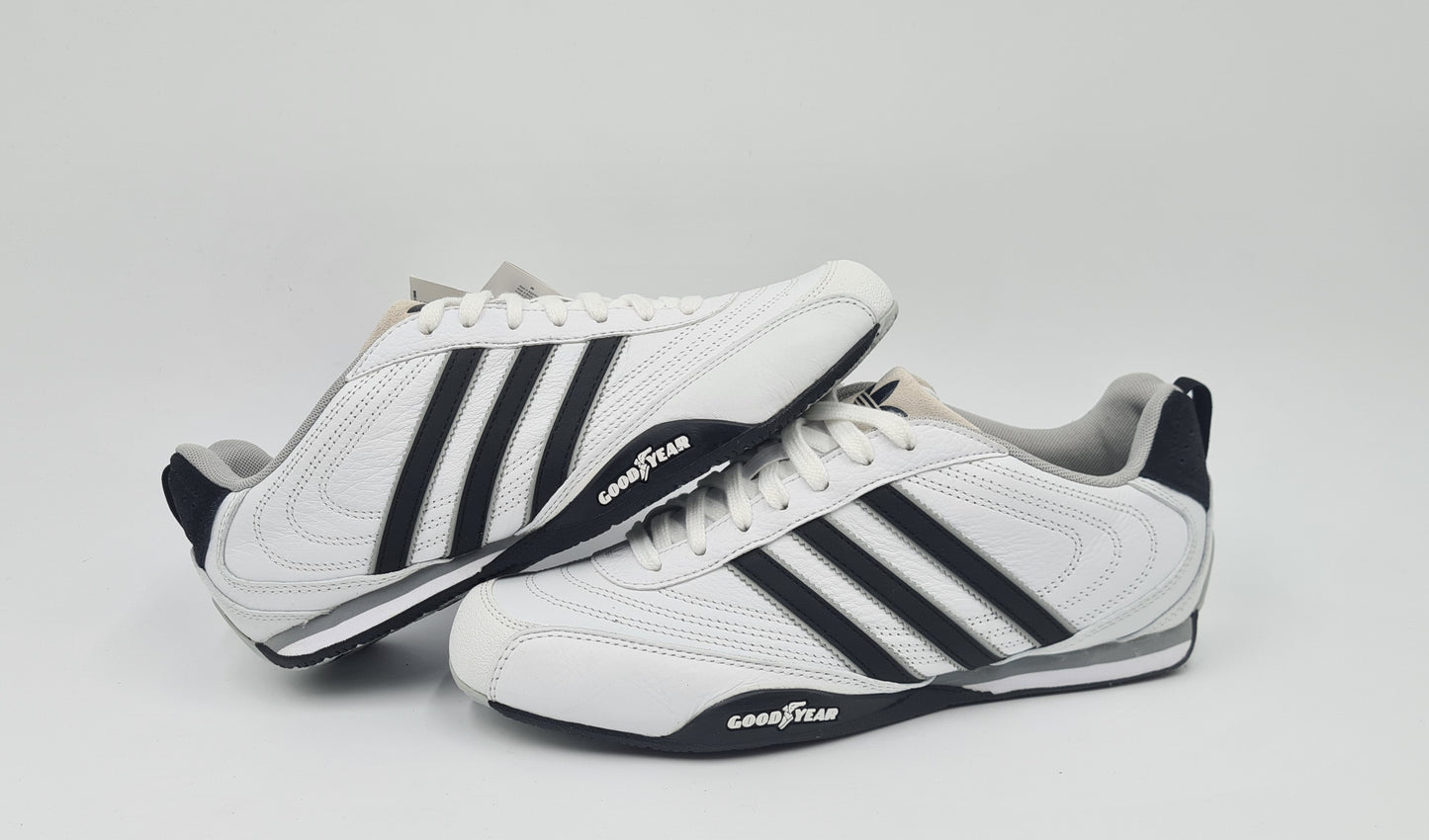 *NEU* 2012 Adidas Goodyear Street Weiß Gr. UK 7 / EUR 40 2/3