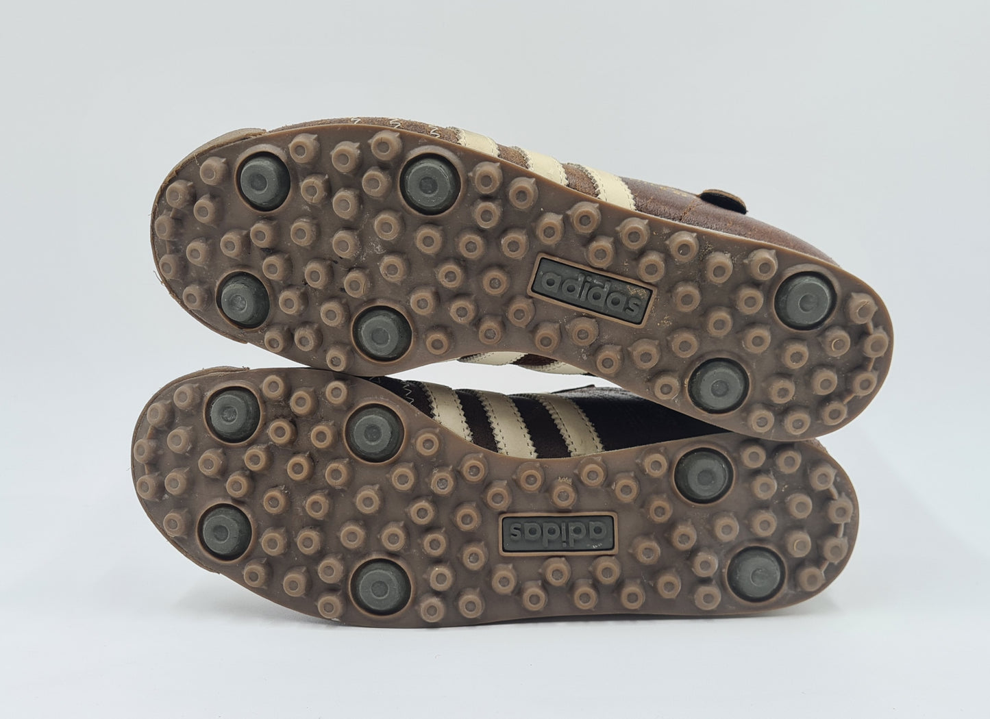 *LIKE NEW* Vintage 2013 Adidas Chile 62 Brown UK 7 / EUR 40 2/3