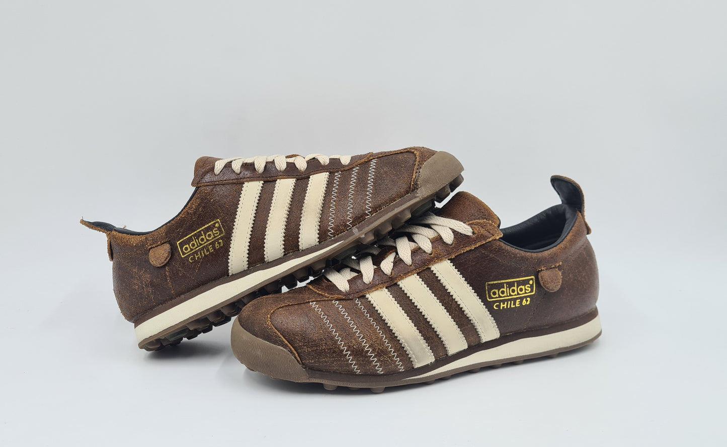 *LIKE NEW* Vintage 2013 Adidas Chile 62 Brown UK 7 / EUR 40 2/3