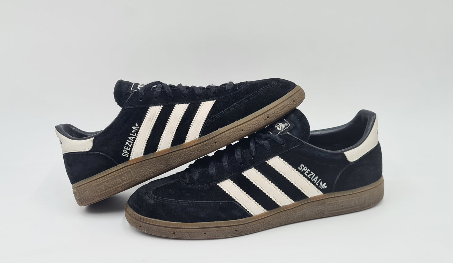 *Guter Zustand* 2011 Adidas Handball Spezial Schwarz Gr. UK 9,5 / EUR 44