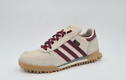 *VGC* 2023 Adidas Marathon TR Cordura Beige / Red UK 9 / EUR 43 1/3