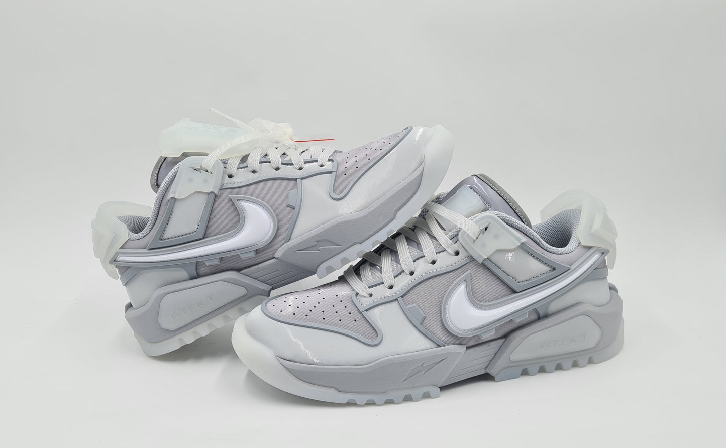 *NEU* RTFKT x Nike Dunk Low Genesis 'Ghost' UK 8,5 / EUR 43