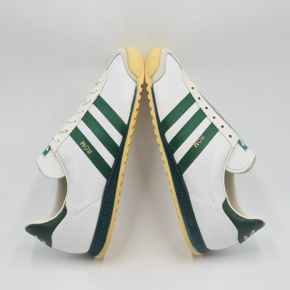 *NEU* Vintage 1980er Adidas Rom mit grünen Streifen UK 8 / EUR 42