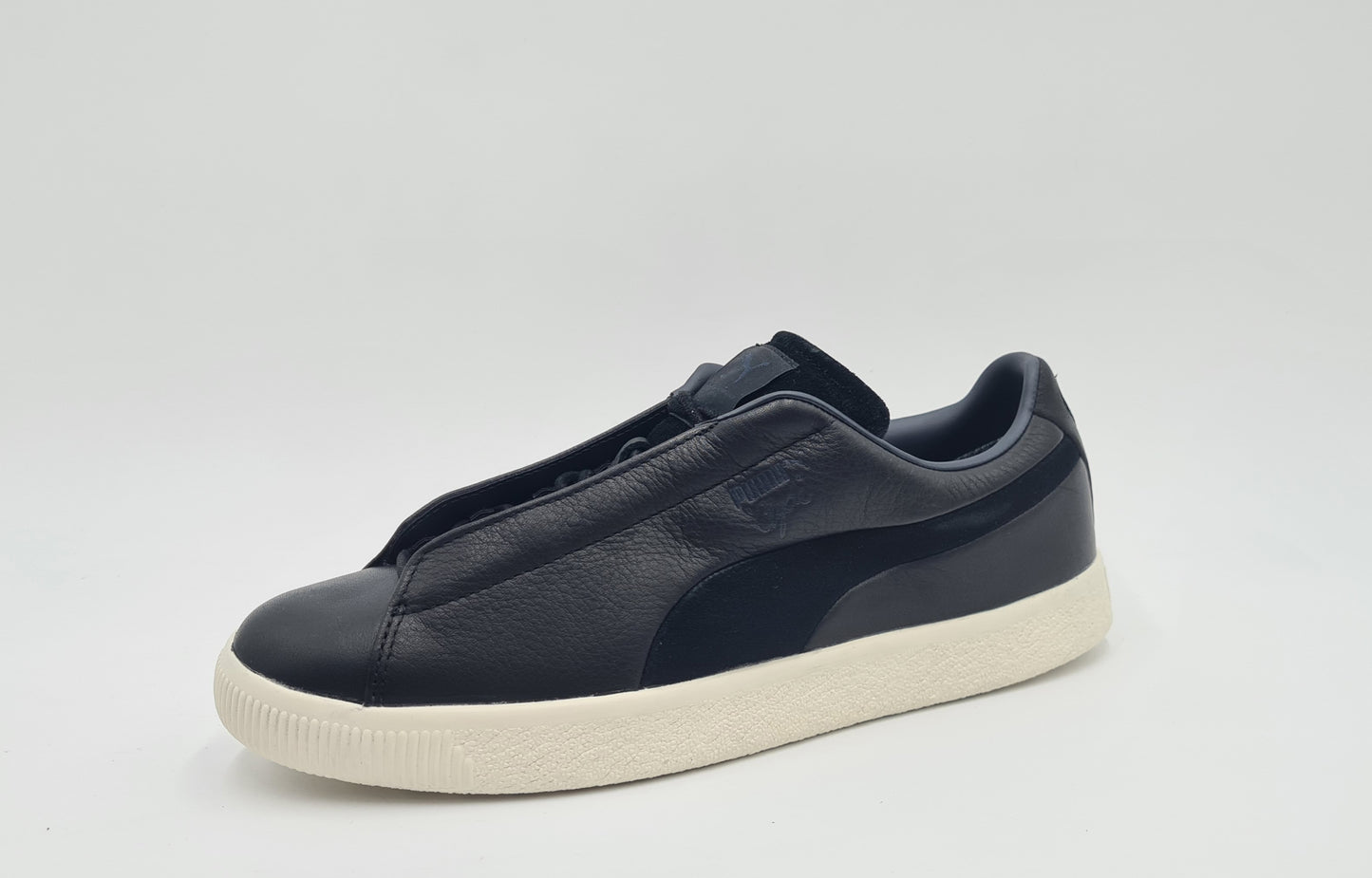 *NEU* Puma Clyde GTX Goretex Nanamica Retro Schwarz Gr. UK 7,5 / EUR 41