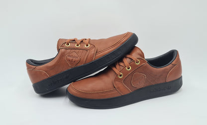 *TOP* 2015 Adidas Touring Freizeit Kollektion UK 10 / EUR 44 2/3