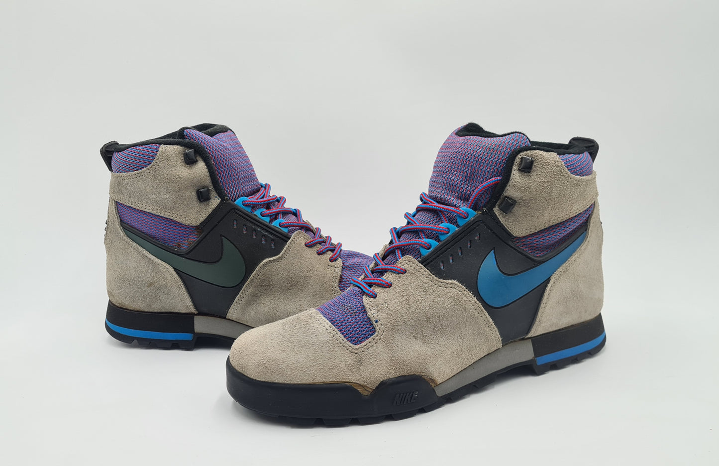 *BNIB* Vintage 1987 Nike Lava High UK 9 / US 10 / EUR 44