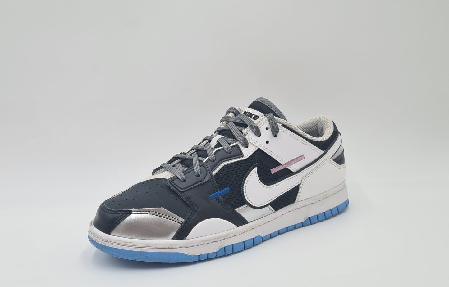 *Good condition* 2022 Nike Dunk Low Scrap Mismatch UK 7.5 / EUR 42