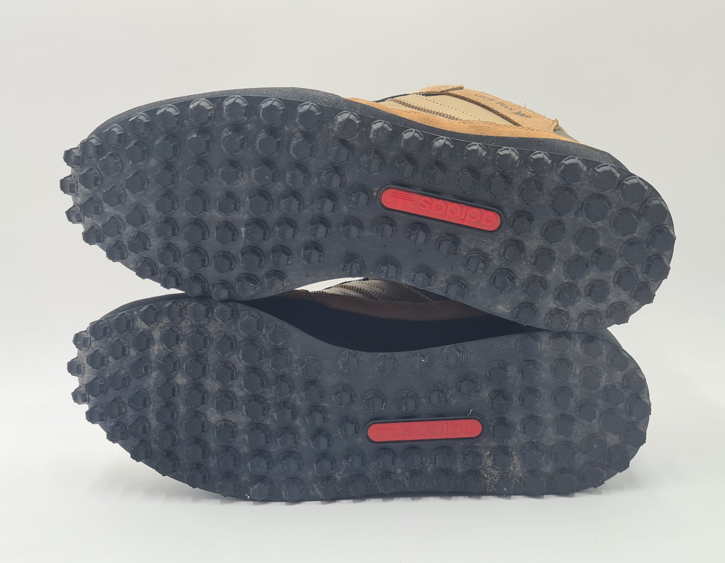 *LIKE NEW* 2022 Adidas Hiaven Spzl UK 9 / EUR 43 1/3