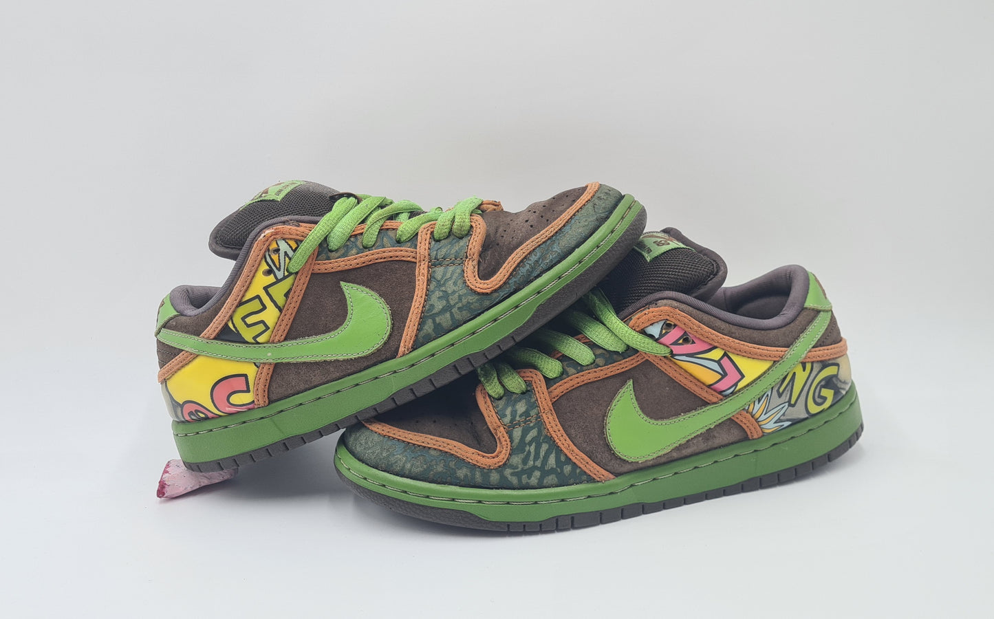 2015 Nike Dunk Low De La Soul UK 6 / EUR 40