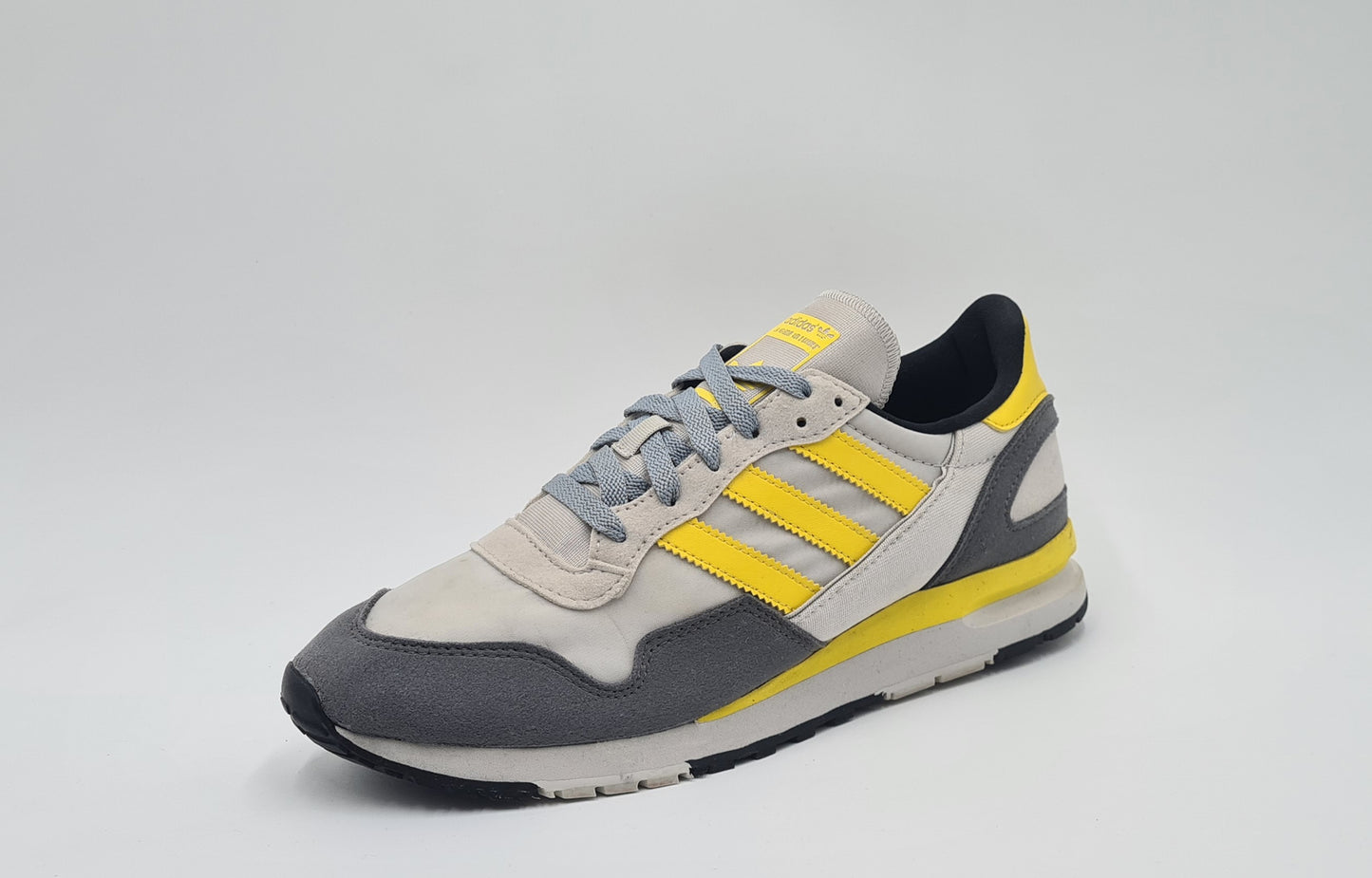 *Good condition* 2019 Adidas Lowertree UK 8.5 / EUR 42 2/3