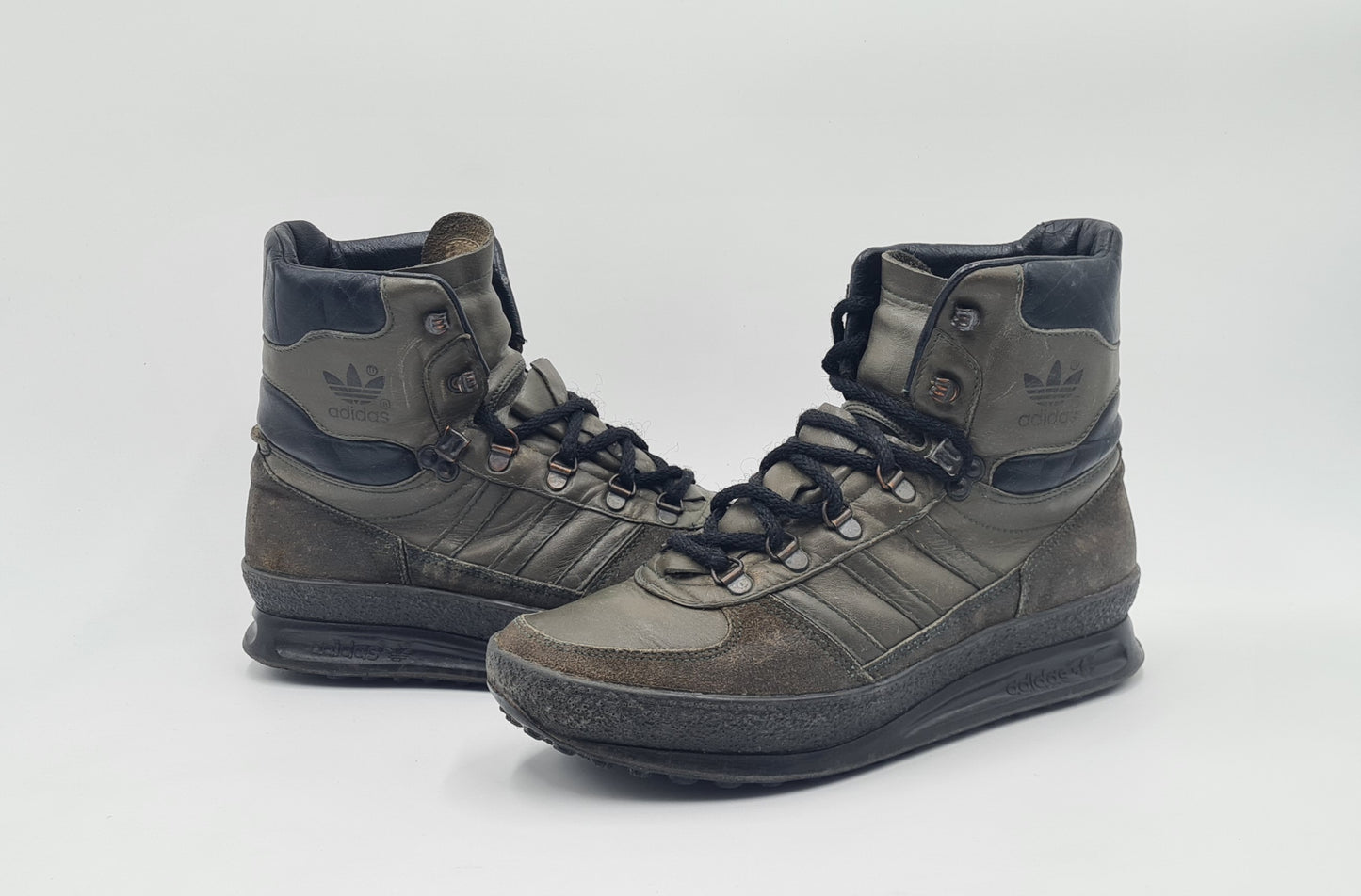 *Good condition* Vintage 1980s Adidas Trekking Boots UK 7.5 / EUR 41 1/3