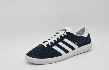 *VGC* 2020 Adidas Jogger Retro UK 10 / EUR 44 2/3