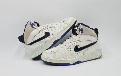 Vintage 1993 Nike Air Sonic Flight Pippen UK 7,5 / EUR 42