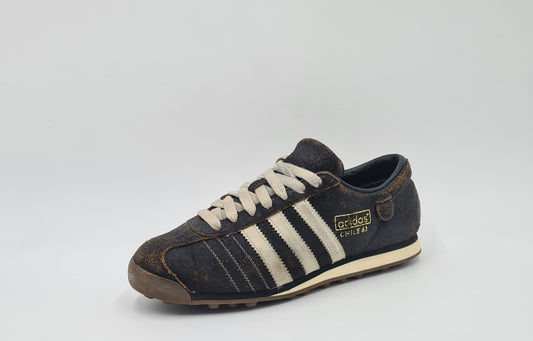 *GOOD CONDITION* Vintage 2009 Adidas Chile 62 Brown UK 7 / EUR 40 2/3