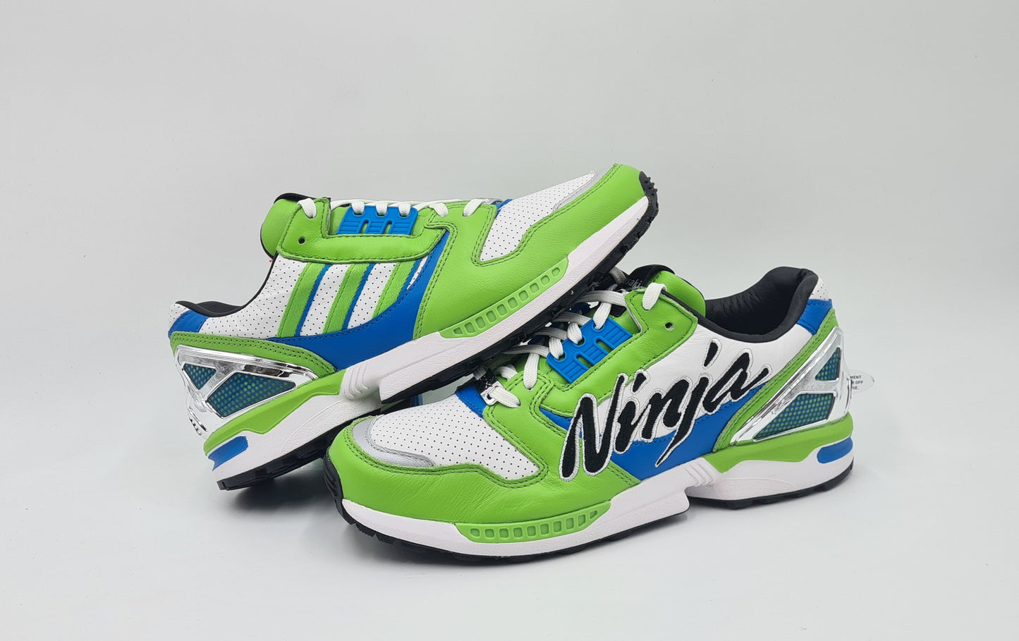 *NEW* 2021 Adidas ZX 8000 Kawasaki Ninja UK 9 / EUR 43 1/3