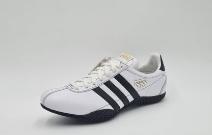 *NEW* 2004 Adidas Titan Retro White UK 9 / EUR 43 1/3