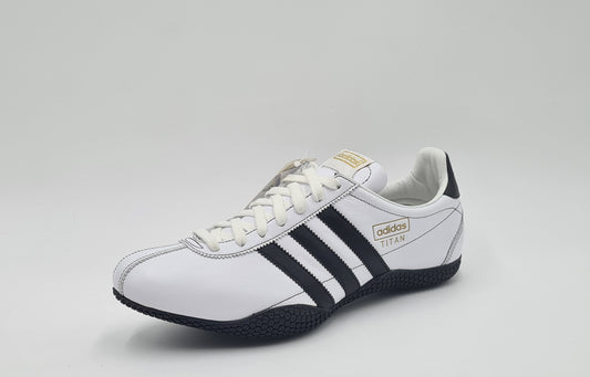 *NEW* 2004 Adidas Titan Retro White UK 9 / EUR 43 1/3