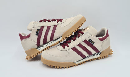 *VGC* 2023 Adidas Marathon TR Cordura Beige / Red UK 8 / EUR 42