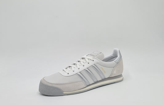 *NEW* 2021 Adidas Orion White Retro Size UK 8.5 / EUR 42 2/3