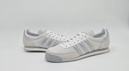 *NEW* 2021 Adidas Orion White Retro Size UK 8.5 / EUR 42 2/3