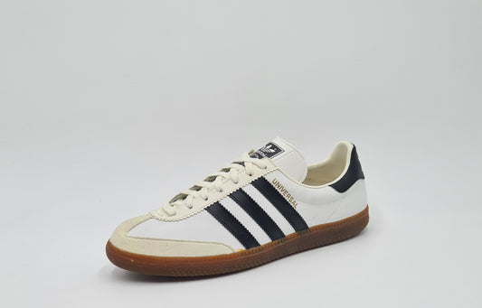 *NEU* Vintage 1980er Adidas Universal West Germany UK 8,5 / EUR 42 2/3